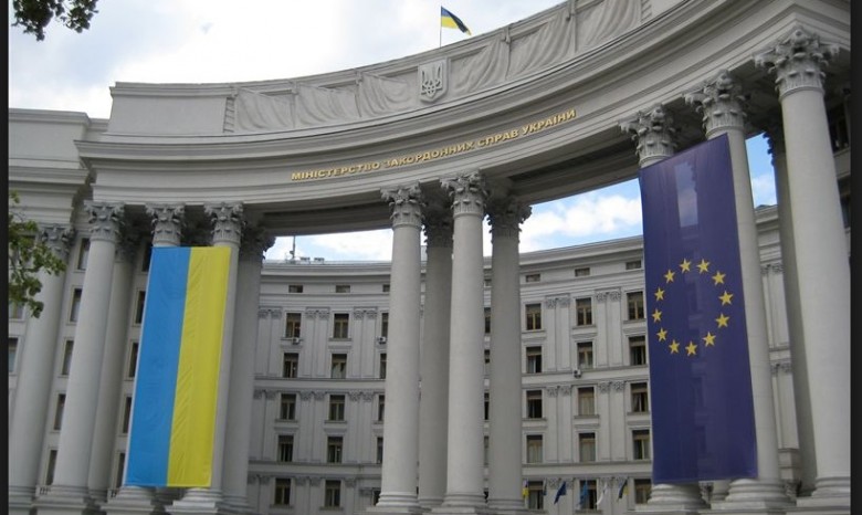 Украинский МИД вручил российскому консулу ноту протеста