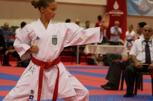Украинская каратистка привезла два золота с международного турнира