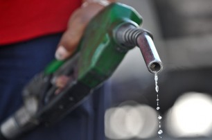 Увеличение акциза на бензин приведет к росту теневого рынка - эксперты