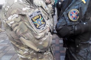 На въезде в Киев задержана машина с боевыми гранатами