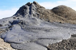 Извержение грязевого вулкана на Сицилии унесло жизни двоих детей