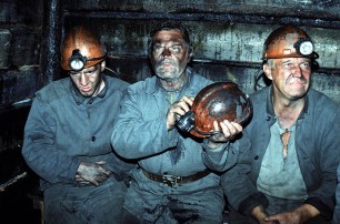 Три четверти шахт на Донбассе не работают