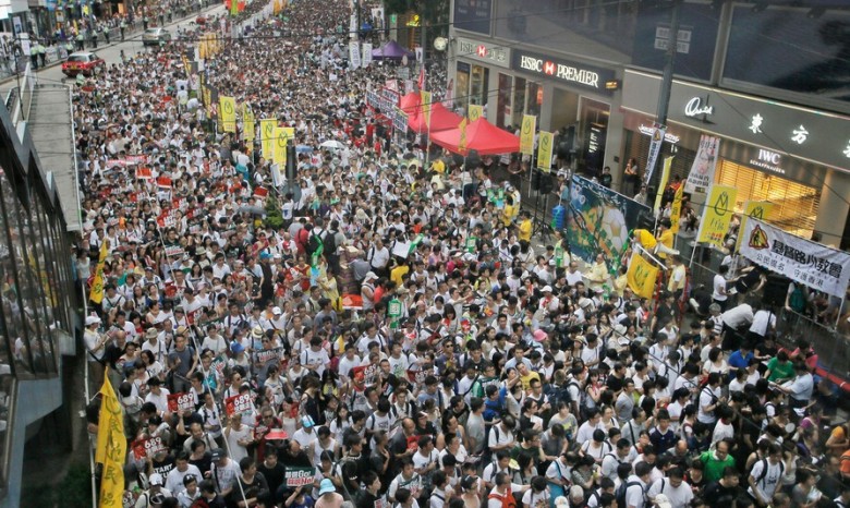 Протестующим в Гонконге выдвинули ультиматум