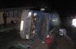 На выезде из Киева микроавтобус протаранил автомобиль ГАИ (видео)
