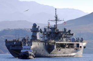 В Черное море вошли фрегат и ракетный эсминец ВМС США
