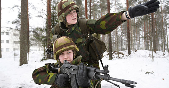 Женщин Норвегии будут призывать в армию