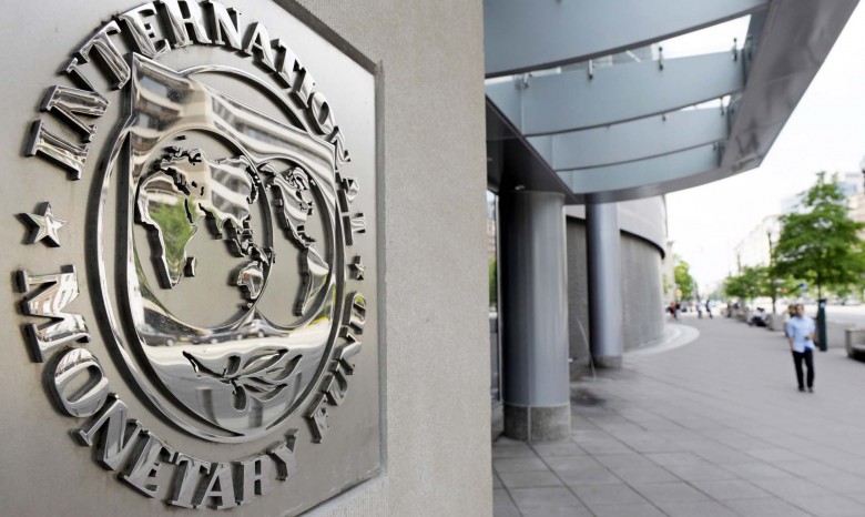 Помощь МВФ проедается, что может грозить дефолтом - СМИ