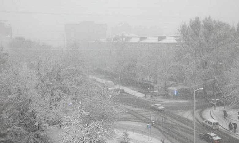 На Западной Украине выпал снег