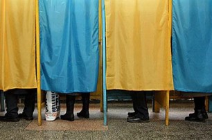 За выборами в Украине следят наблюдатели из 20 стран