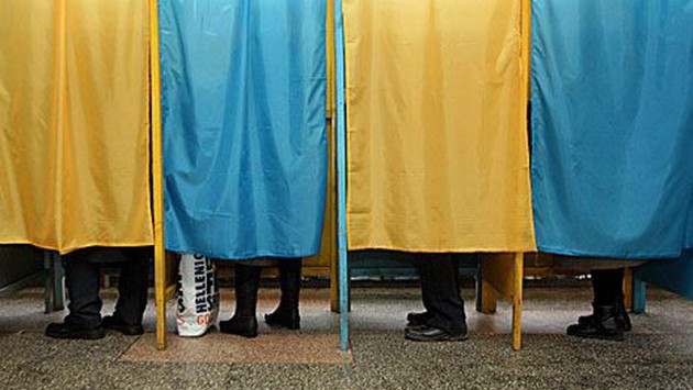 За выборами в Украине следят наблюдатели из 20 стран