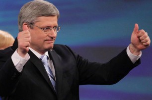 Во время нападения на парламент канадский премьер Харпер отсиделся в подсобке со стремянкой