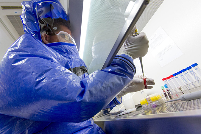 Эбола может прийти в Украину через Мариуполь