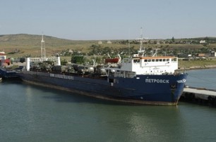 В Керченском проливе паром столкулся с танкером