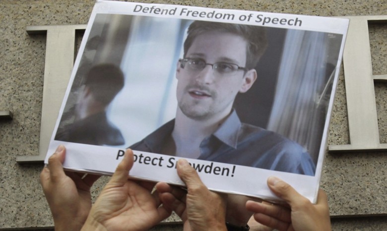 В России вручат премию имени шпиона Сноудена