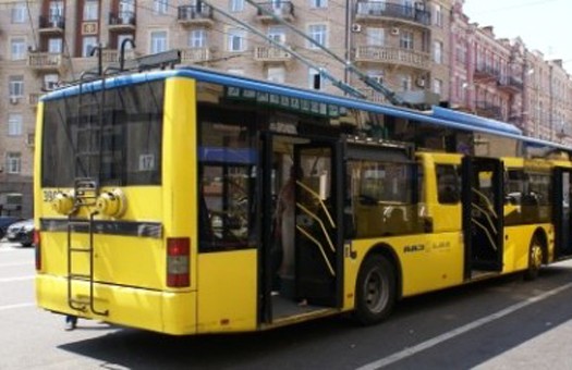 Наземный общественный транспорт в Киеве подорожает, но будет дешевле метро
