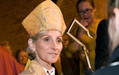 Английским женщинам разрешили идти в епископы