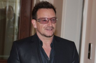 Лидеру U2 Боно сделали серьезную операцию