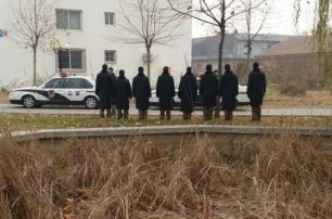 Сумасшедший зарубил 7 человек в китайском общежитии