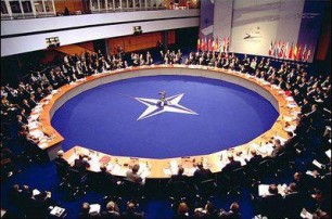Парламентская ассамблея НАТО приняла резолюцию о поддержке Украины