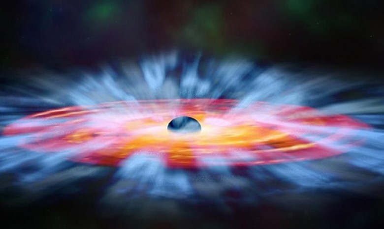 NASA опубликовало изображение черной дыры