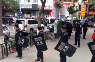 В Китае в результате теракта погибли 15 человек