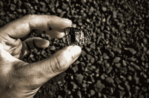 Переплачивать за уголь нет смысла - эксперт