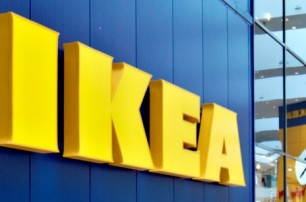 IKEA поднимает розничные цены на продукцию в России