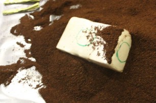 В Германии в партии кофе нашли 33 кг кокаина