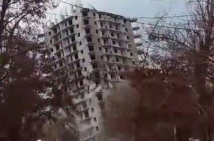16-этажка в Севастополе упала с третьей попытки (видео)