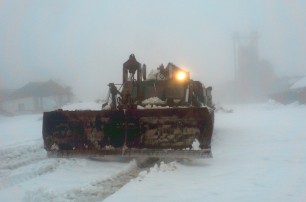 Как украинцы борются с разбушевавшейся снежной стихией