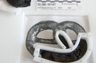 Немецкие археологи нашли самый старый в мире крендель