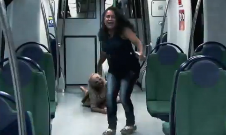 В бразильском метро зомби напали на женщину
