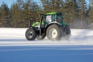 Финны установили новый мировой рекорд скорости на тракторе