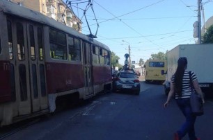 Google-мобиль столкнулся в Киеве с трамваем