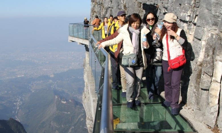 Китайцы построят самый длинный стеклянный мост в мире