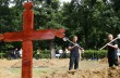 В Венгрии проходит чемпионат по рытью могил (ФОТО)