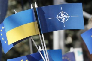 В Украине сравнялось количество сторонников и противников вступления в НАТО – опрос