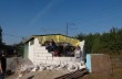 Жители поселка в Киевской области разрушили храм УПЦ МП (ФОТО, ВИДЕО)
