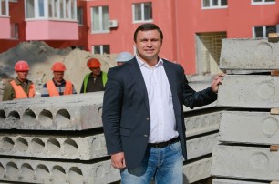 «УкрБуд» завхоза Януковича