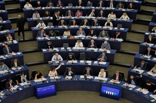 Европарламент принял механизм временного приостановления безвиза