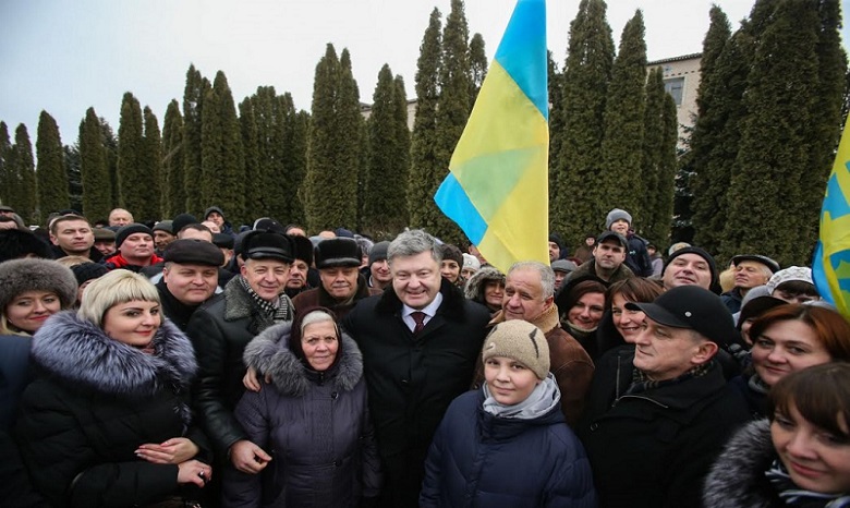Порошенко рассказал, когда в Украине возможно увеличение пенсий