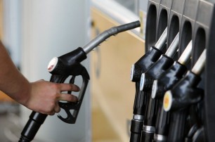 Украинцам обещают снижение цен на топливо за счет увеличения его собственного производства