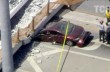 В Майами упал бетонный мост. Есть погибшие