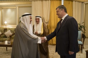 Порошенко призвал Кувейт принять участие в приватизации в Украине