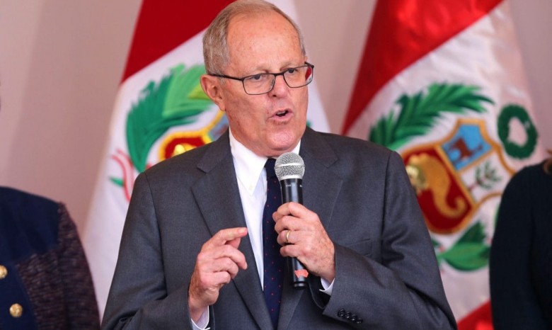 Президент Перу заявил об отставке