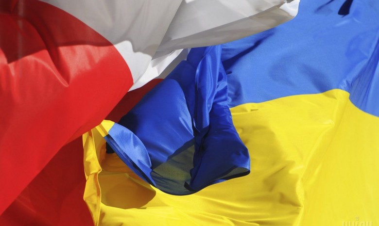 Киев готов разрешить эксгумацию поляков при условии диалога