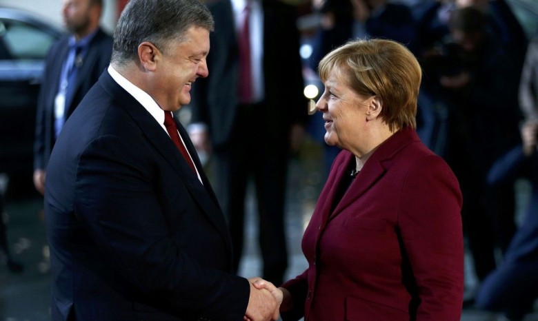Лидеры Украины, Германии и Франции проведут переговоры в Ахене без Путина