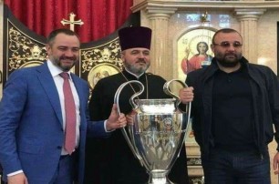 Круиз Кубка Лиги чемпионов УЕФА: Нарик, Андрей Павелко и священник – топ-блогер