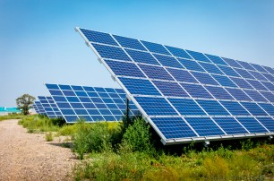 В Запорожье начала работать самая большая солнечная электростанция Украины
