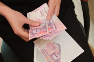 В Украине почти вдвое выросло количество рабочих с зарплатой в 10 тыс. грн - Госстат